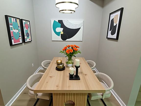 5th image of 2020 Somerset Dr Unit 2