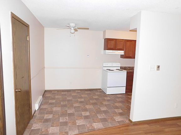 Nice spacious kitchen nook for dining area.