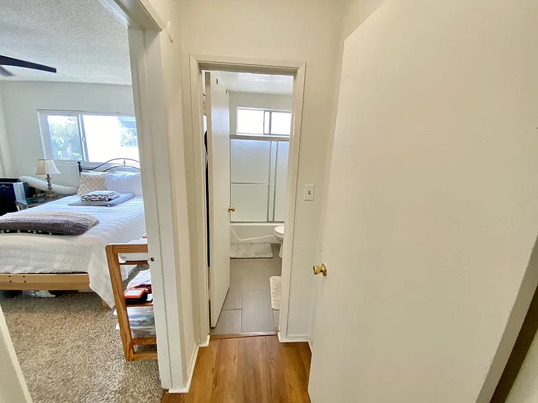 can374 — Photo 14