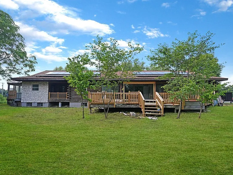 11110 S Highland Dr — Photo 21
