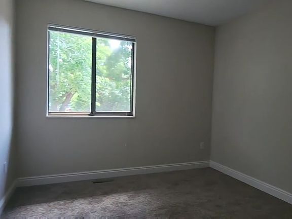 4th image of 1100 Centaur Village Dr