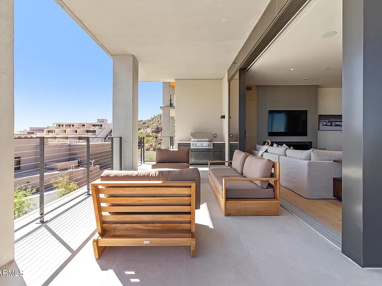 5000 N Camelback Ridge Dr #302 — Photo 29