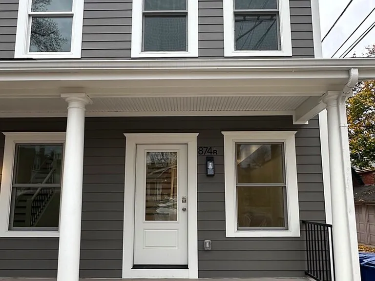 874 Dennison Ave — Photo 7