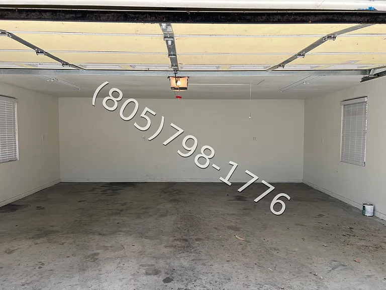 257 N Lomita Ave #B — Photo 11
