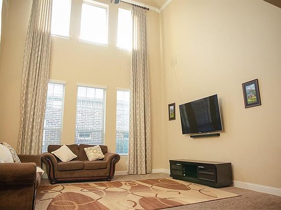 5th image of 509 Garden Ave
