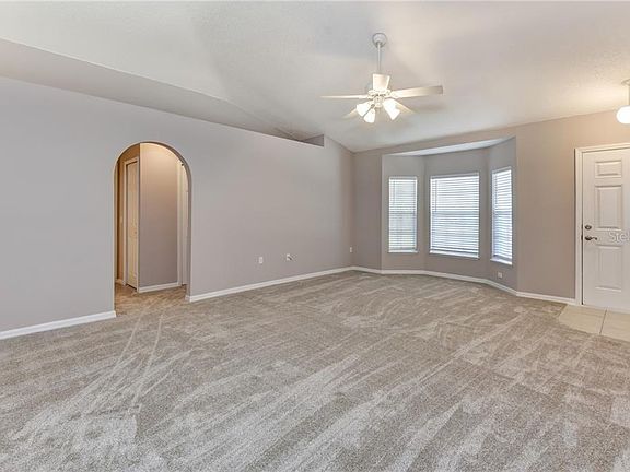 5th image of 2133 6th Ave