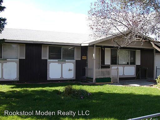 2nd image of 4832 Darwin Pl