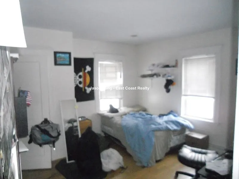 33 Long Ave #1A