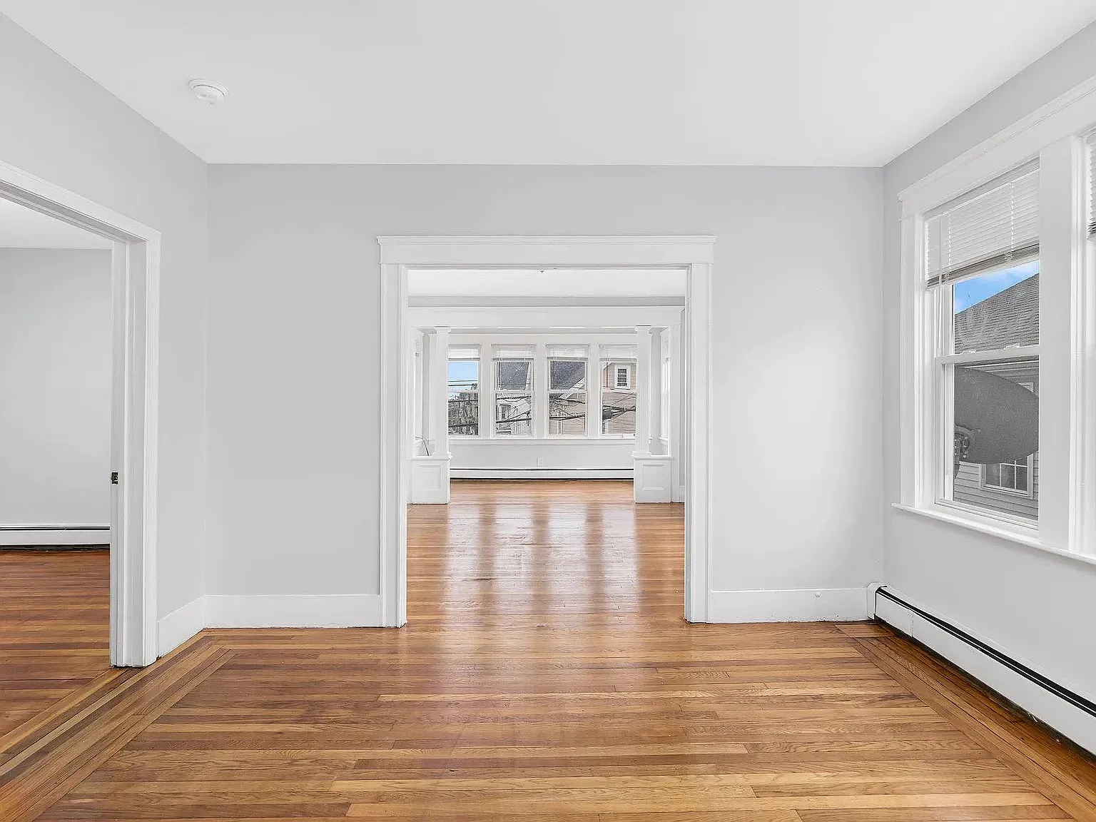 3 bed, 1300 sqft, $2,195 — Photo 1