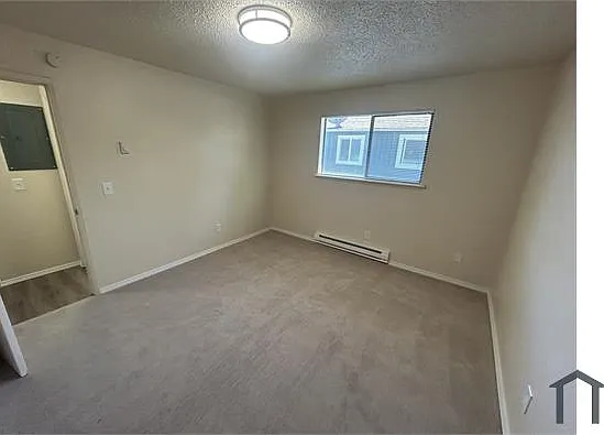 908 I St NE #10 — Photo 20