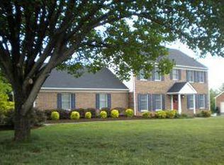 21 Berkeley Dr, Waynesboro, VA 22980