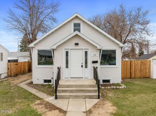418 8th St E, Williston, ND 58801
