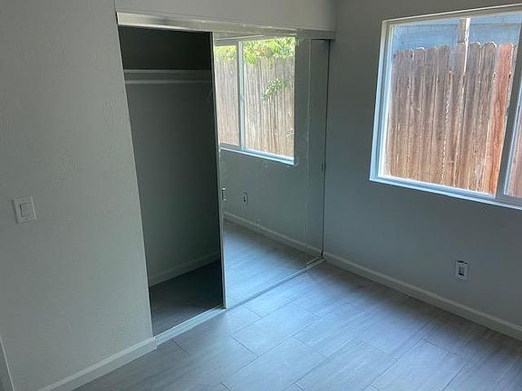 5th image of 8163 Olof St