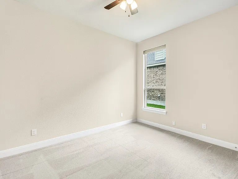3925 Octavia Dr — Photo 19