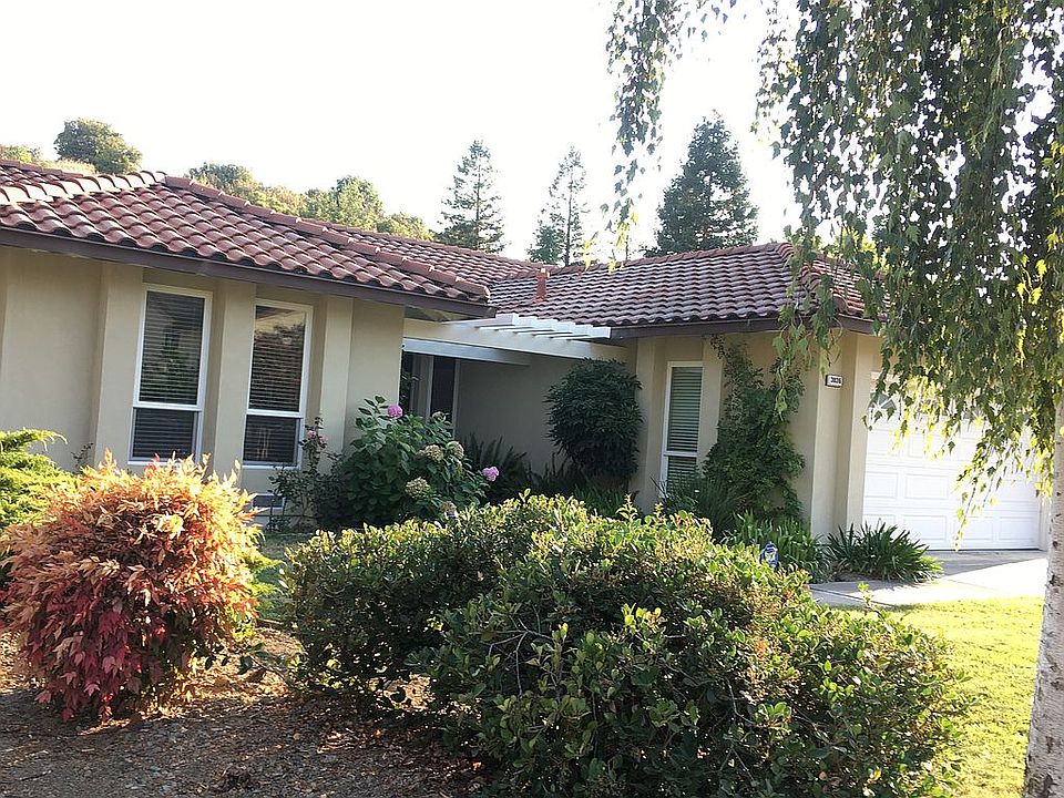 2nd image of 3036 Shetland Dr