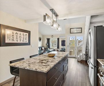 2201 Pearl St APT 321, Boulder, CO, 80302