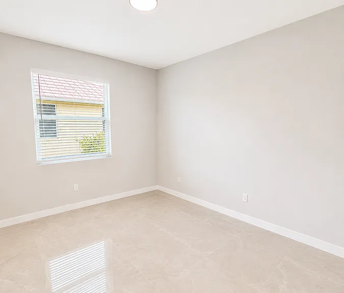 2116 NE 22nd Ave — Photo 29