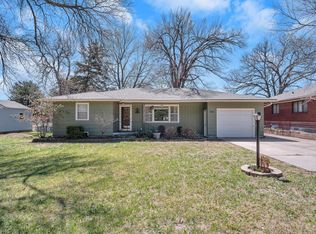 405 W 24th St, Newton, KS 67117