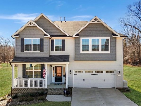 1318 Reading Ct, Burlington, NC 27217
