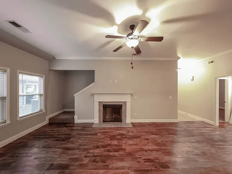 141 Stonebriar Dr — Photo 5