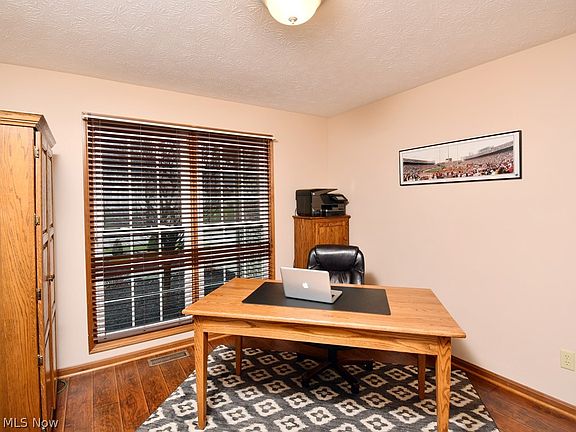 3rd image of 20722 Wakefield Cir