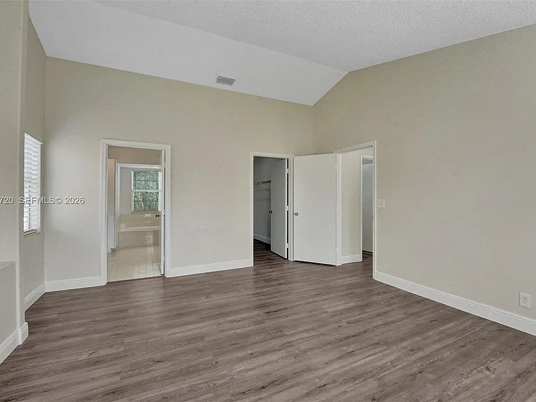 1224 Sussex St — Photo 28