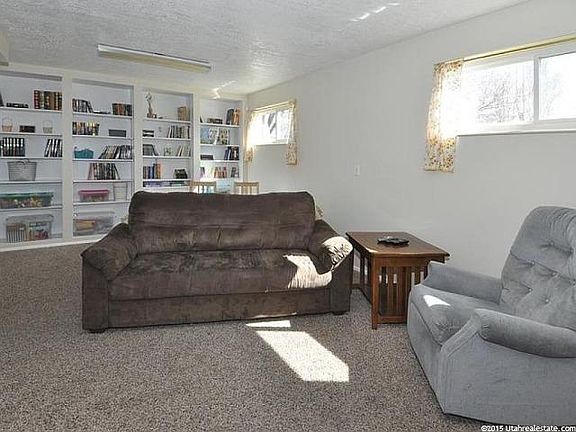 5th image of 1776 W Champagne Ave