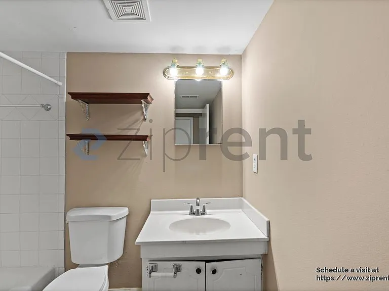 1022 Sandlin Pl #D — Photo 13