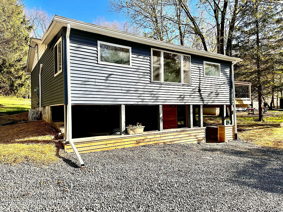 1st image of 282 Mountain Rd