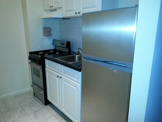 Rented by Prince Real Estate Associates LLC | media 36