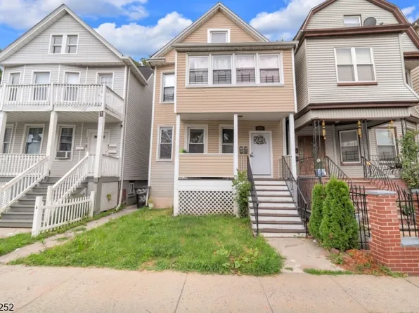 236 Halsted St, East Orange City, NJ 07018