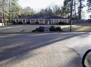 206 Westwood Dr, Troup, TX 75789