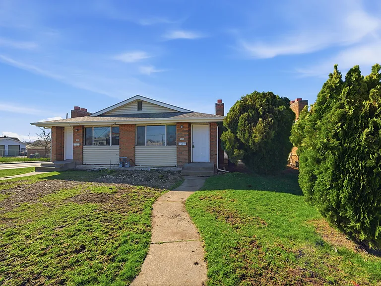 926 E Gordon Ave — Photo 1