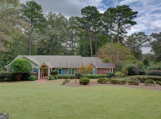 8 Crestwood Dr SW, Rome, GA 30165