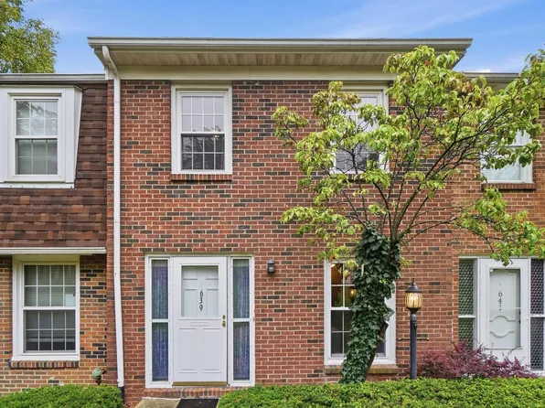 639 Dlyn St, Columbus, OH 43228