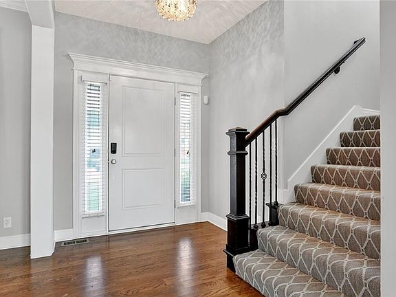 2nd image of 9535 Courtney Ave