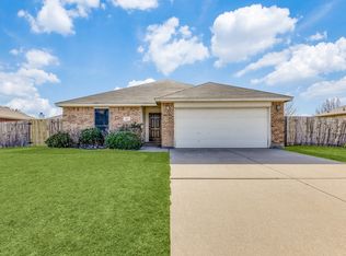 409 Reagan Ln, Burleson, TX 76028
