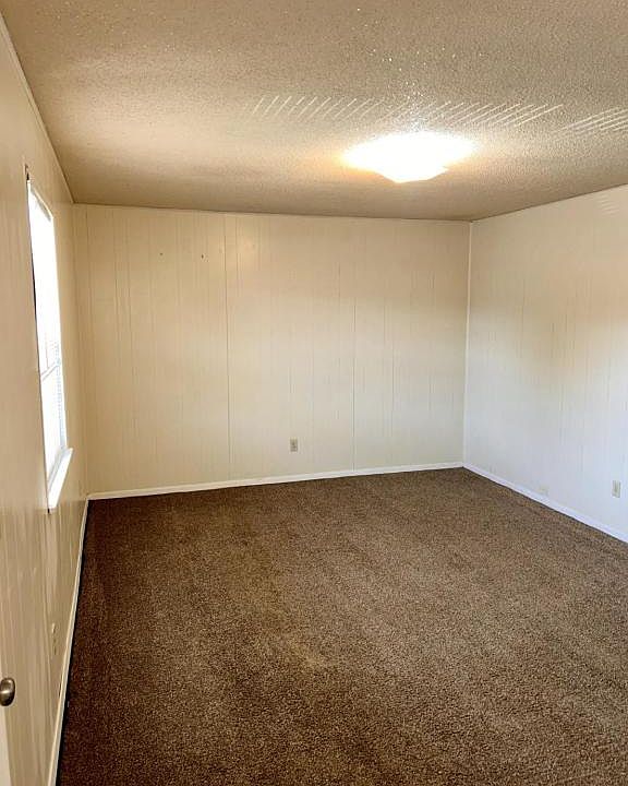 1st image of 801 E Main St APT 27