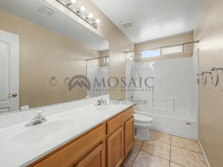 2172 W Enfield Way — Photo 35