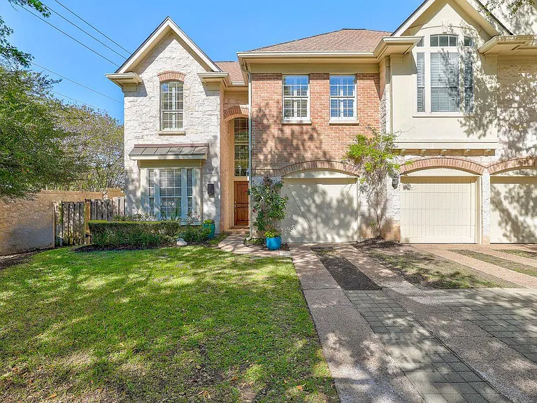 3800 Bailey Ln #F-1 — Photo 3