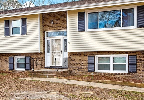 3rd image of 15005 Horseshoe Bend Dr