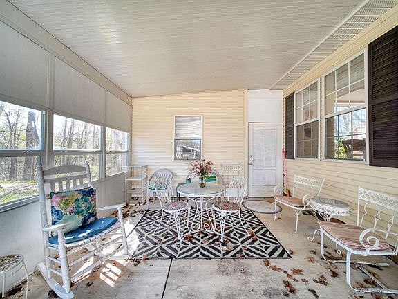 3rd image of 448 Raisin River Dr