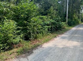 41 Broad Cove Road W, Waldoboro, ME 04572