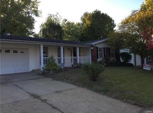 2120 Jenkee Dr, Florissant, MO 63031