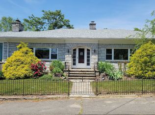 31 Porter Manor Dr, Waterbury, CT 06705