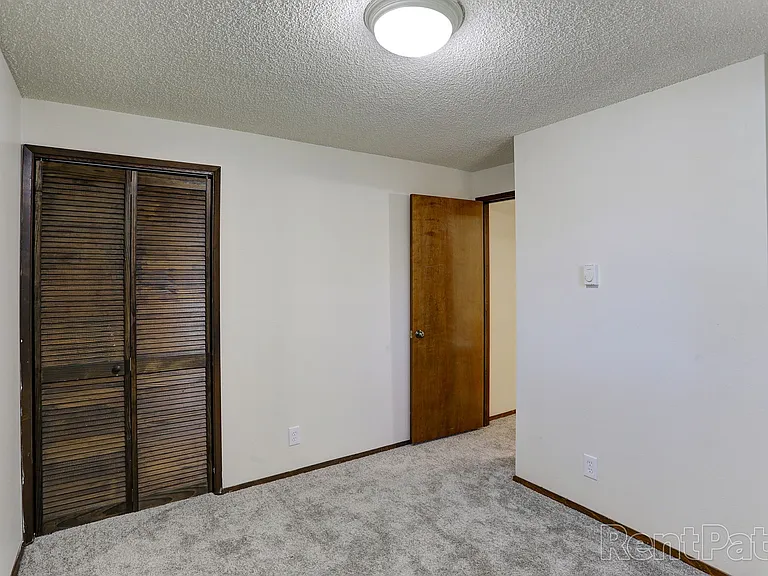 Arrowsmith Apartments — Photo 21