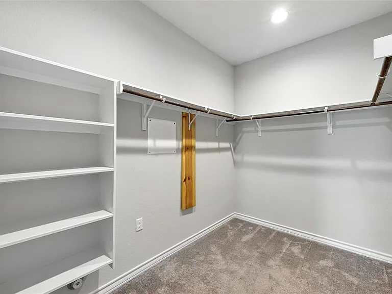11921 Cimaizon Dr — Photo 8