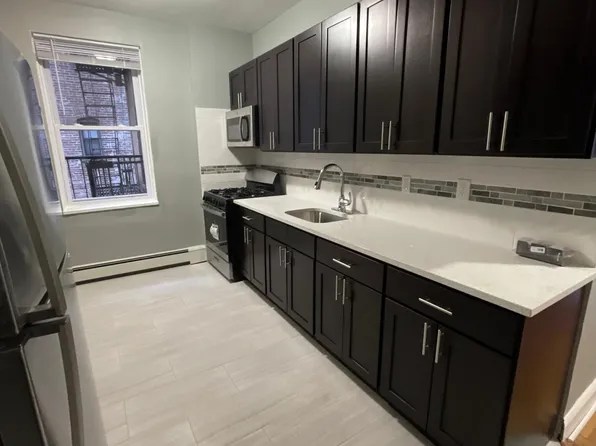 14 Kensington Avenue image 1 of 13