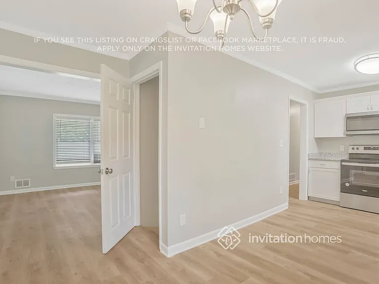 2344 Omaha Rd SW — Photo 9