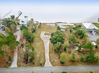 5027 E Belle Fontaine Rd, Ocean Springs, MS 39564